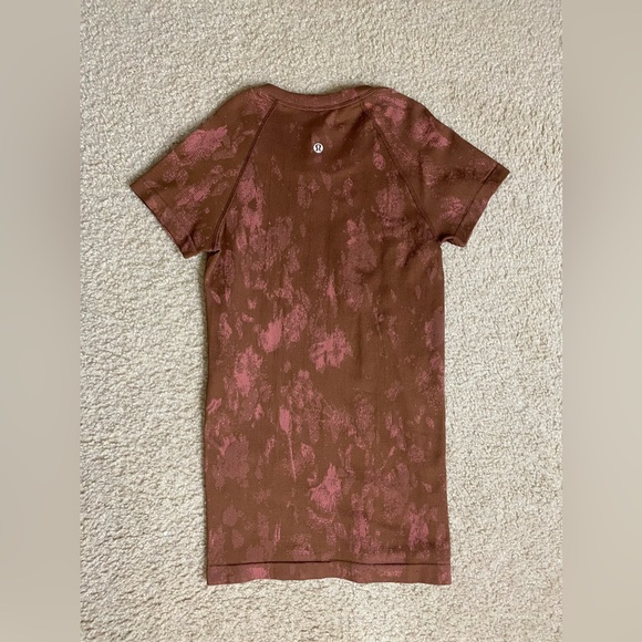 Lululemon Swiftly Tech short sleeve - Picture 4 of 4